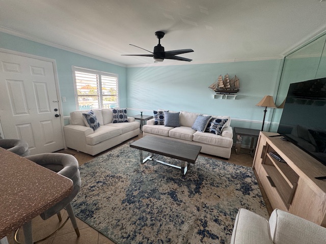 Caspian Tide | Photo 5