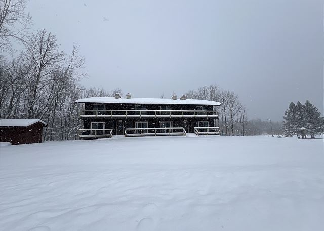 Hugel Haus 4 (Walkable to Ski Resort)