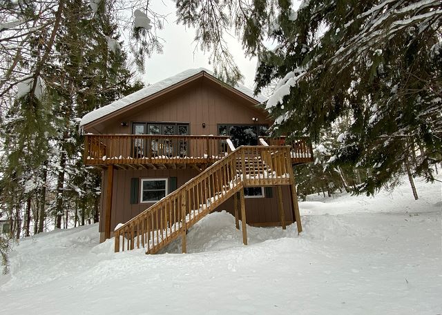 Trailside Lodge (Ski-in/Ski-out) formerly Misbehaven