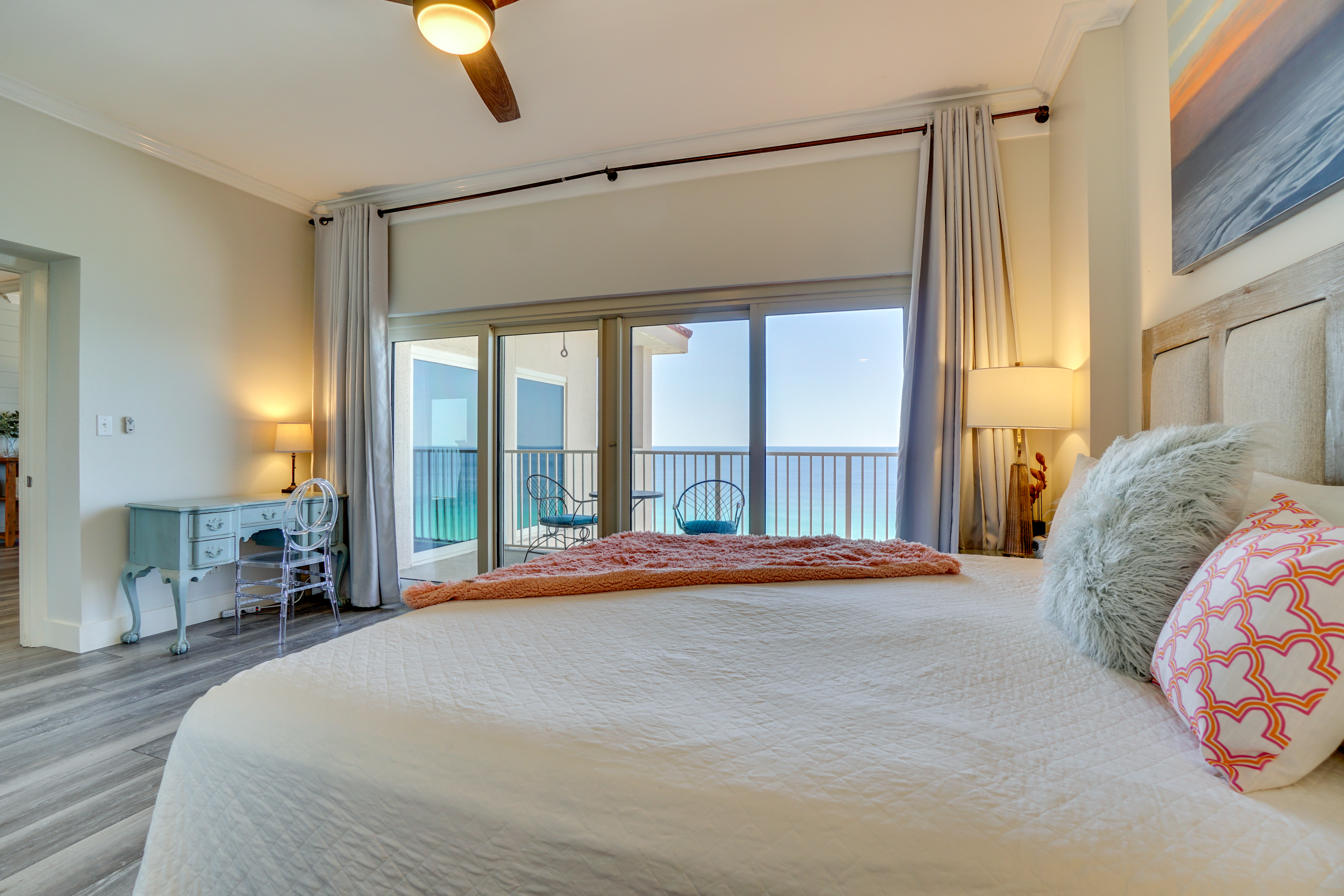 Simple Elegance - Miramar Beach Condominium Rental