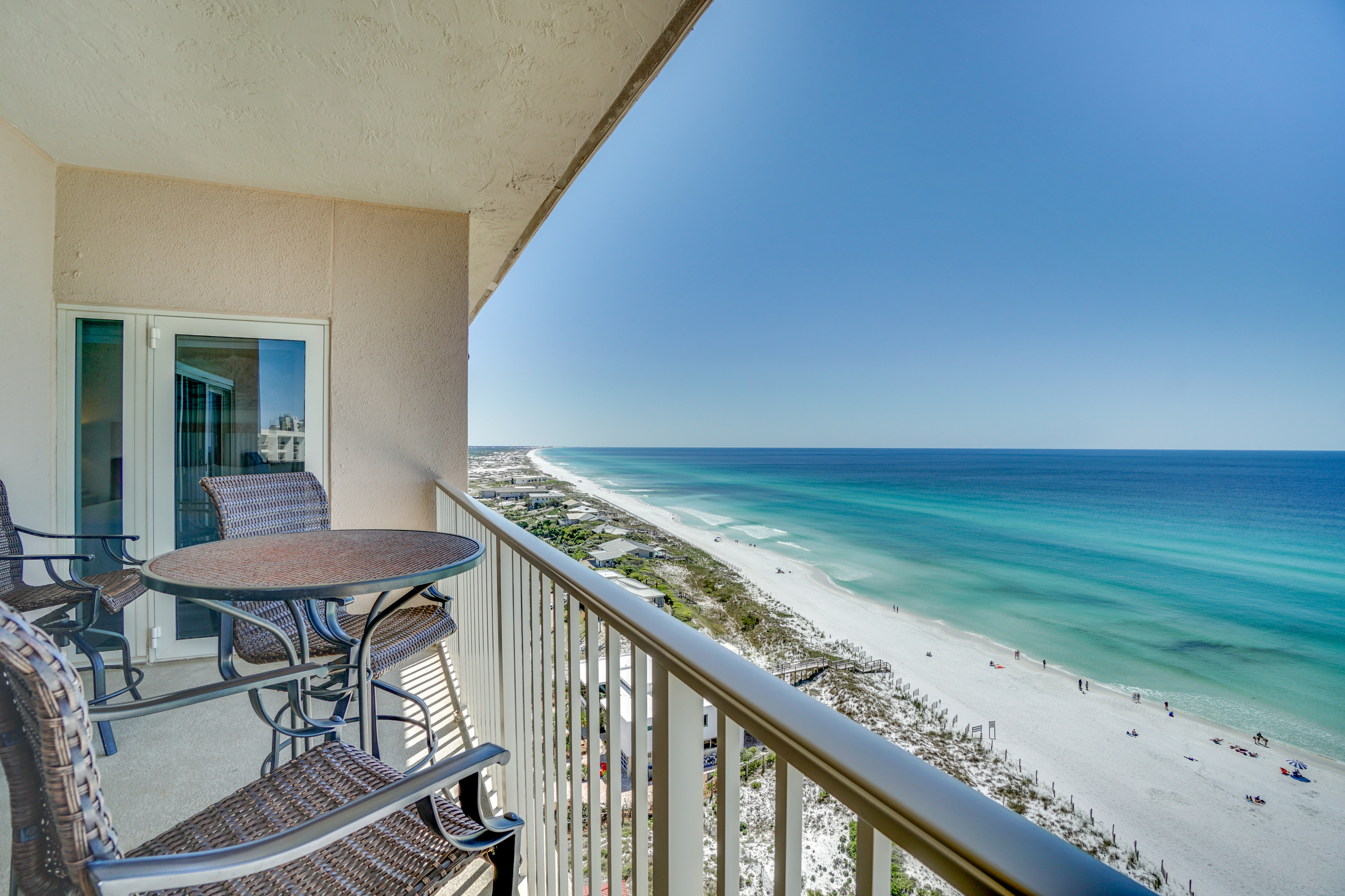 Simple Elegance - Miramar Beach Condominium Rental