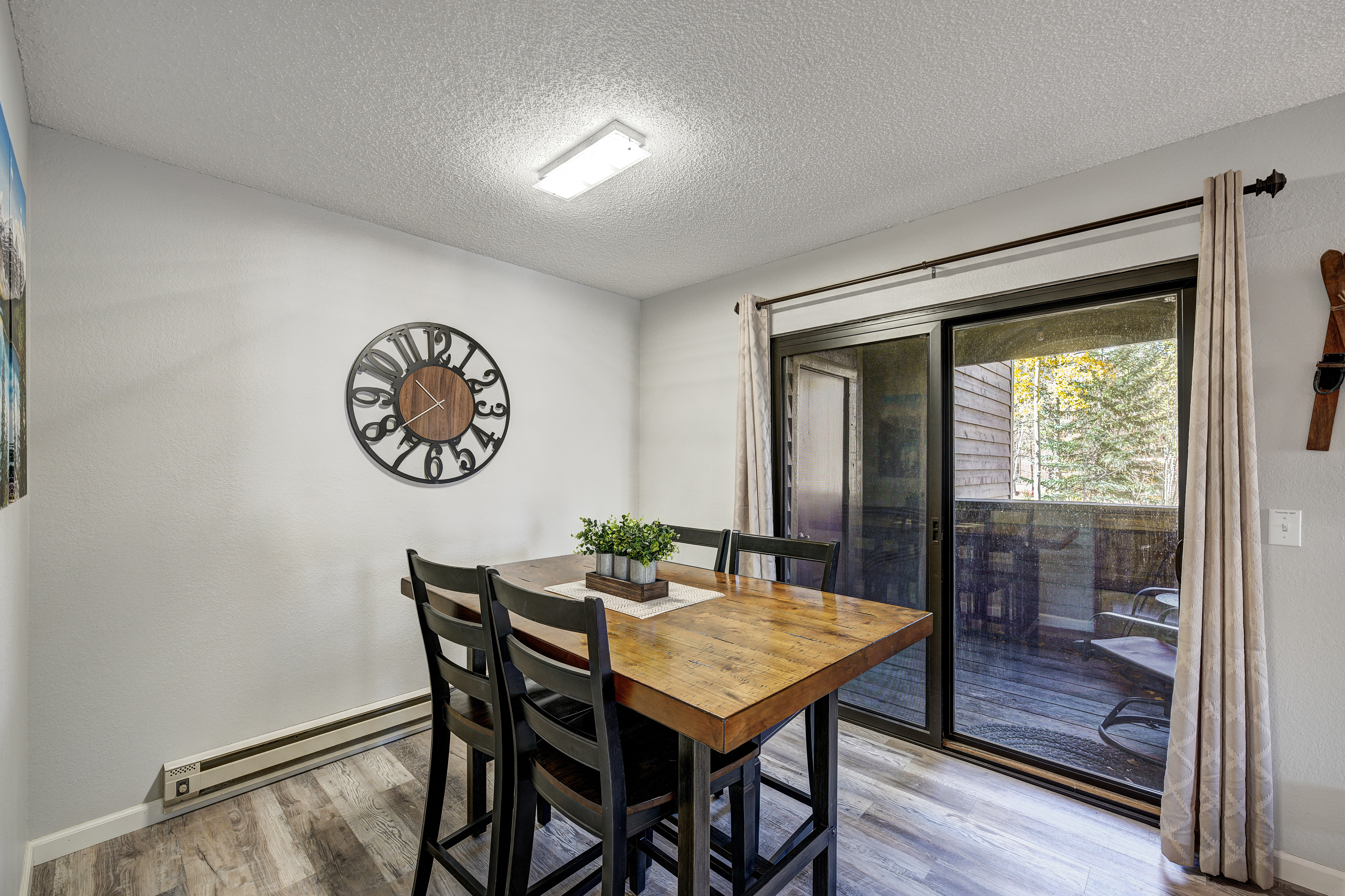 Base 9 B101 | Photo 26