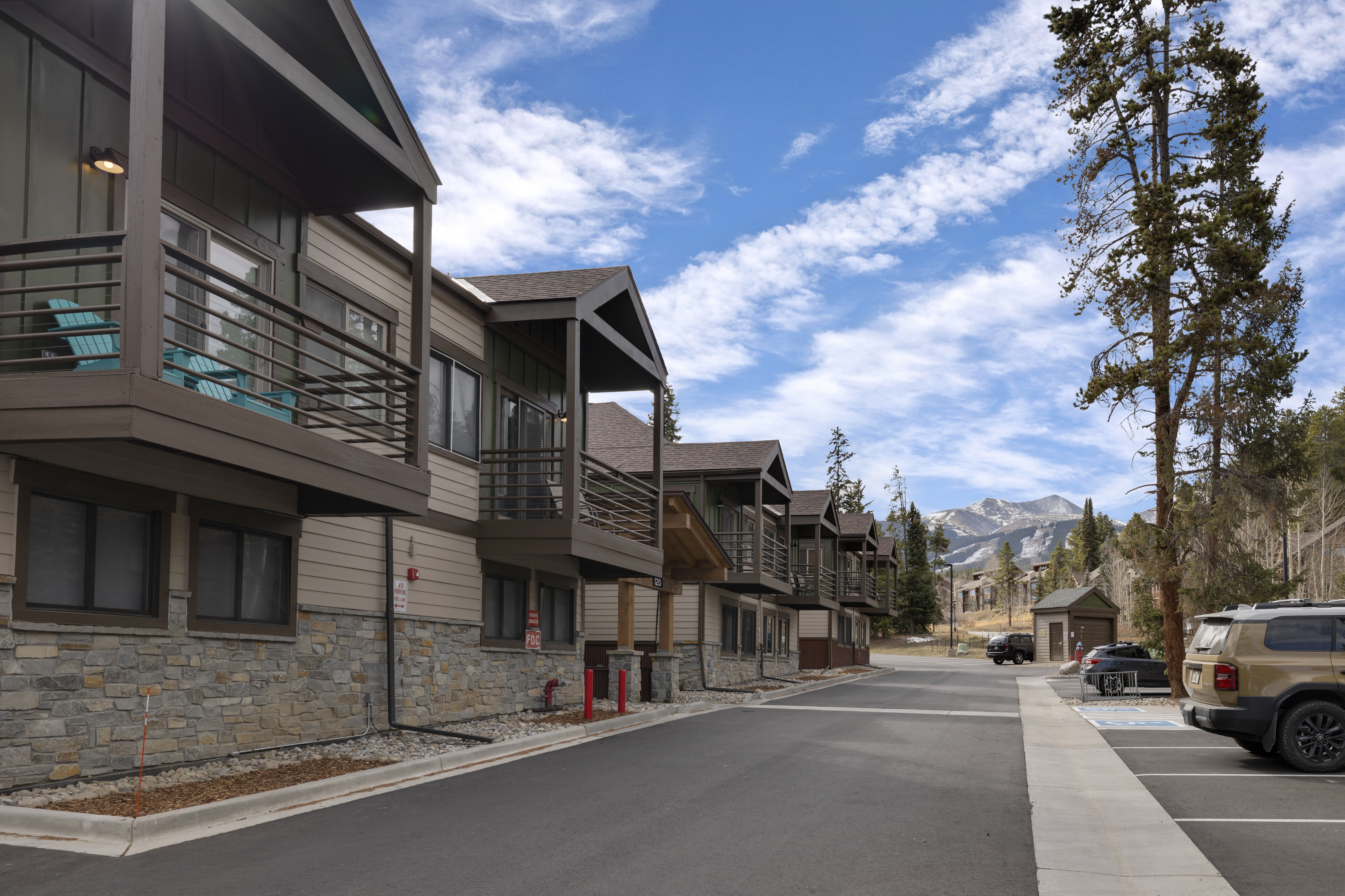 Wildwood Suites 106 | Photo 24