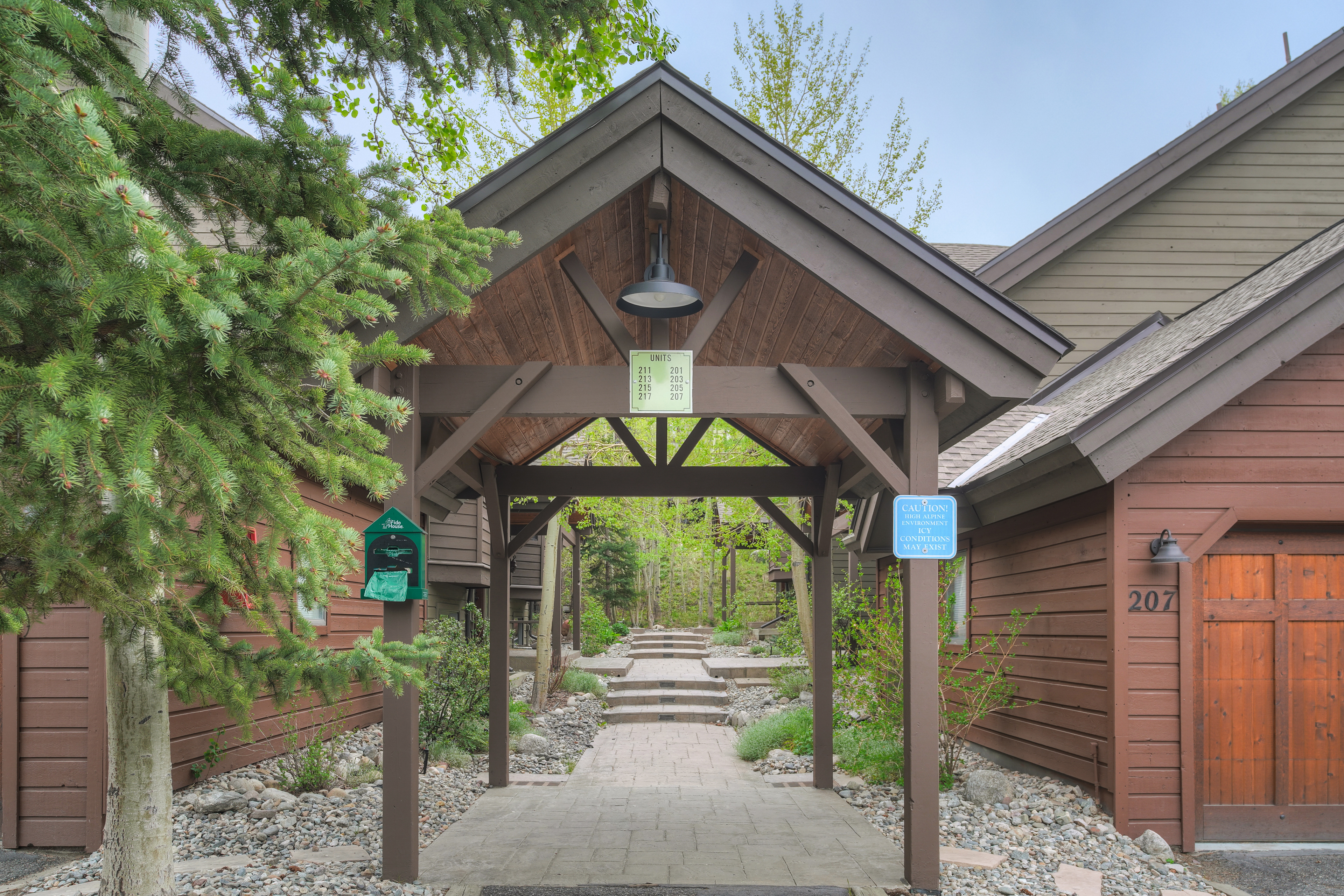 Village Point 203 | Photo 28