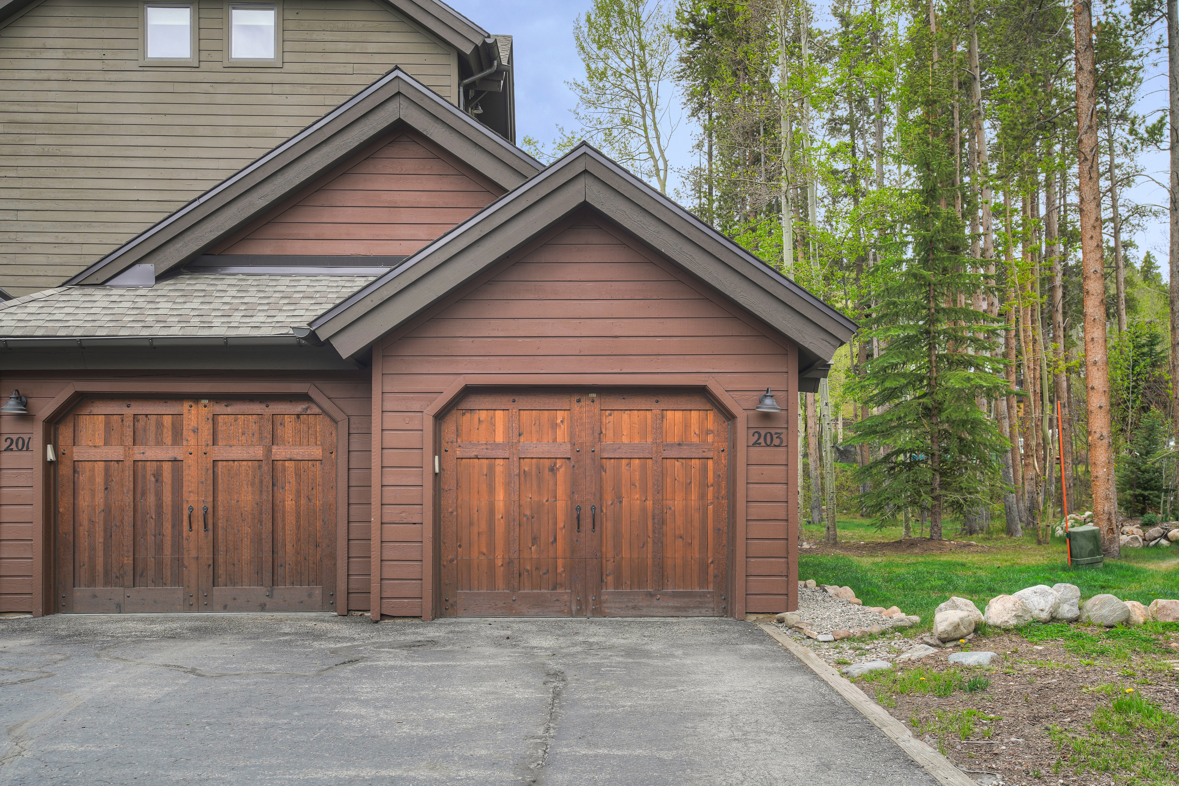 Village Point 203 | Photo 29
