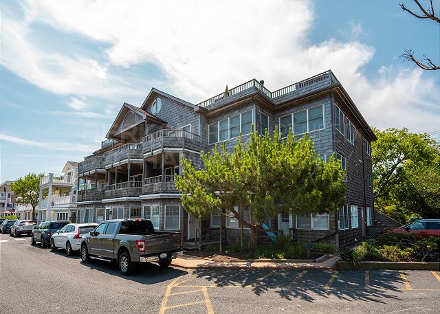 Breakwater House Unit D, 130 Bay Avenue *