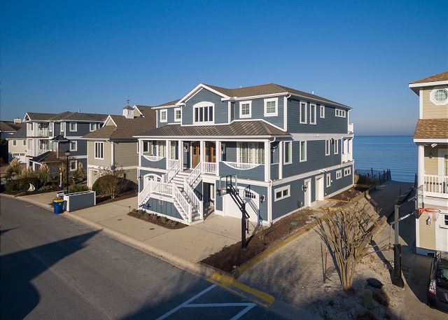 120 W Cape Shores Drive, Cape Shores 