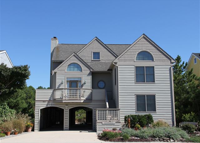 514 E Cape Shores Drive, Cape Shores *
