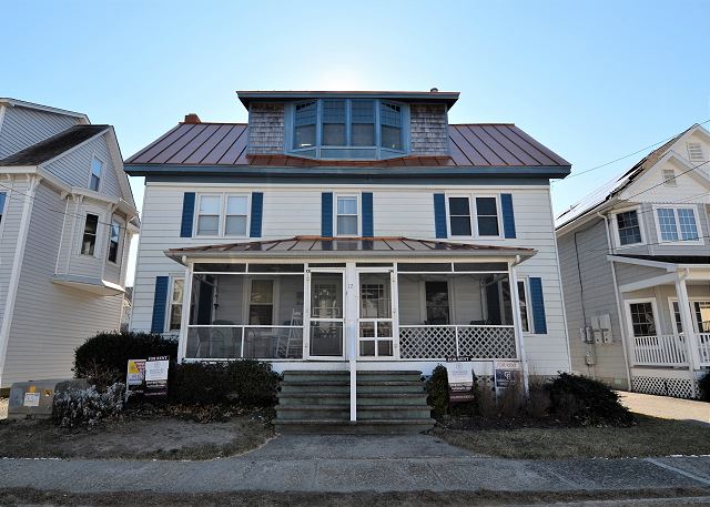12 Hickman Street  1 West