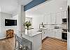 Kitchen/Breakfast Bar