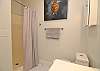 3rd Fl Hall Bath