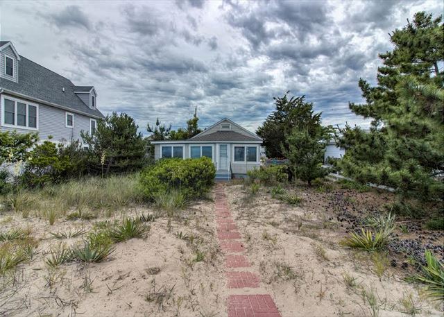9819 Shore Drive (7)