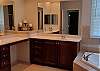First Suite Full Bathroom