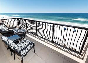 SB 501: Penthouse Paradise - Escape to Luxury with this Beachfront Stay!
