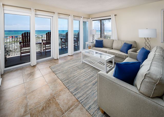 Corner units are HARD TO FIND so when you find this unit open, BOOK IT...you do not want to miss out on these views!!