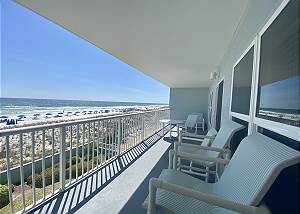 IBR 3002: Soothing Shores - Wake up to beautiful waves and ocean breezes! 
