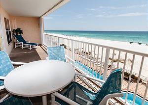 IBR 4007: Sands of Serenity - Flip-Flop over to Your Perfect Beach Retreat!
