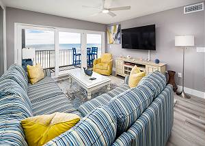 Islander 4011: Get swept away by the magic of the sea in this GRANDIOSE condo