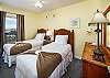 2 twin beds, great for kids!