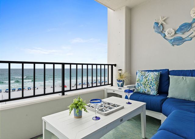 Amazing view with comfy seating!