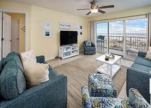 Recently UPDATED Beachfront Retreat - SPACIOUS & End Unit, WIRELESS Internet