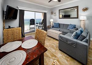 Pelican Isle 607: Top floor, PRIVATE balcony, FREE Beach service, FREE Wifi
