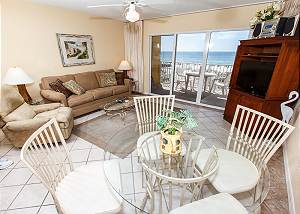 Gulf Dunes 207: CHARMING CONDO, WIFI CABLE ,FREE BCH SVC
