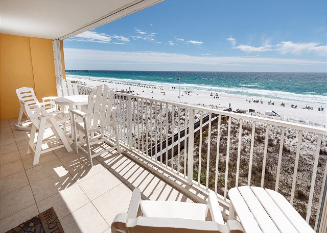 Get greeted by the breathtaking views Okaloosa Island offers 