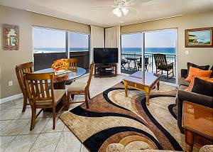 Pelican Isle 401-*Wrap-Around Balcony*-Fantastic Corner Condo-Free Golf &More