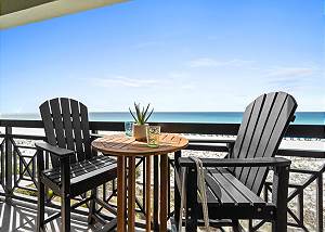 Azure 504: Tranquil Tides - Where the Waves Meet the Shore!