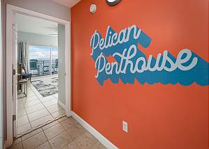 Pelican Isle 609: Pelican Penthouse - Top floor Beachfront master and LR