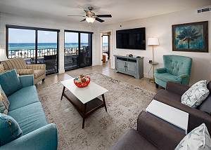 Surf Dweller 205: LARGE Beautiful Condo ~ FREE Beach Service! BOOK NOW!