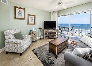 Summerlin 305: BEACH FRONT 3rd Floor CORNER Condo ~ FREE Beach Service & more