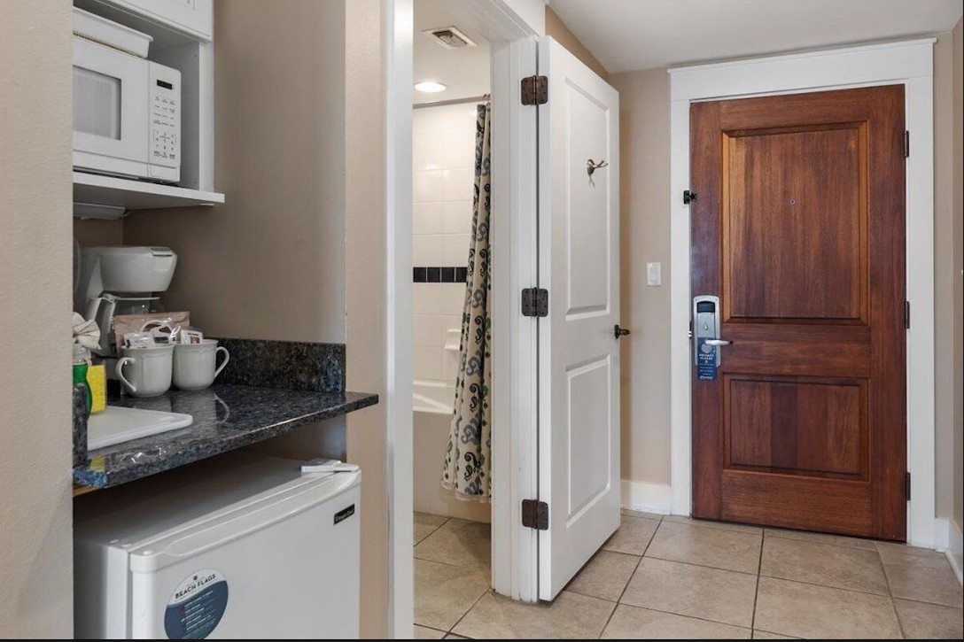 Kitchenette