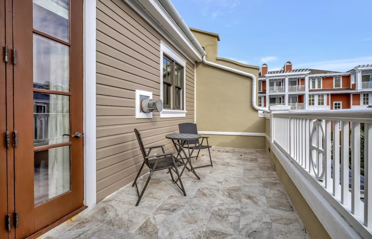 3rd Floor Balcony
