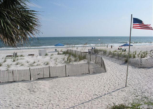 Beach access in front of Sandpiper.