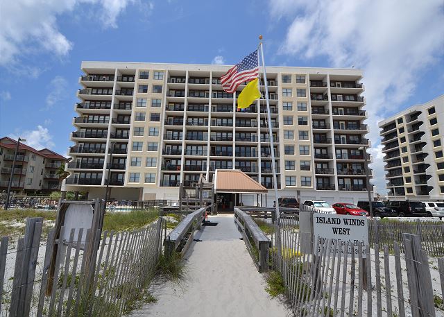 Island Winds West from Beach Access