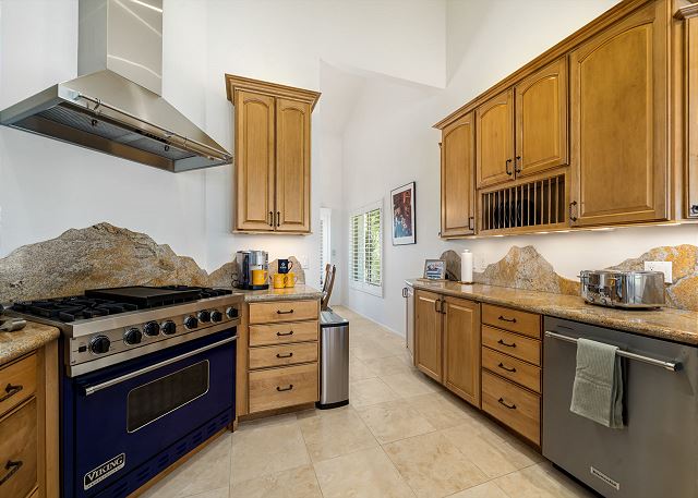 Santa Rosa Cove - #SRC68 Lovely Corner Retreat with Mtn Views! 