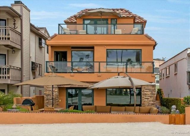 2636 Strandway (Beach House)