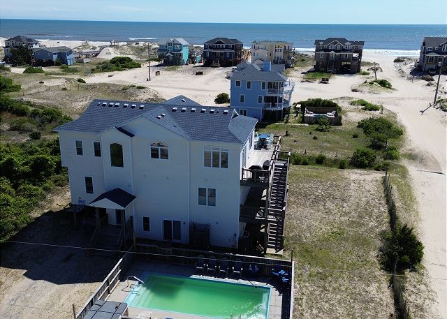 Bikinis and Bellinis 3