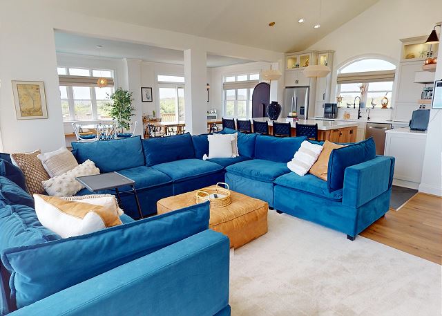 Bikinis and Bellinis 6