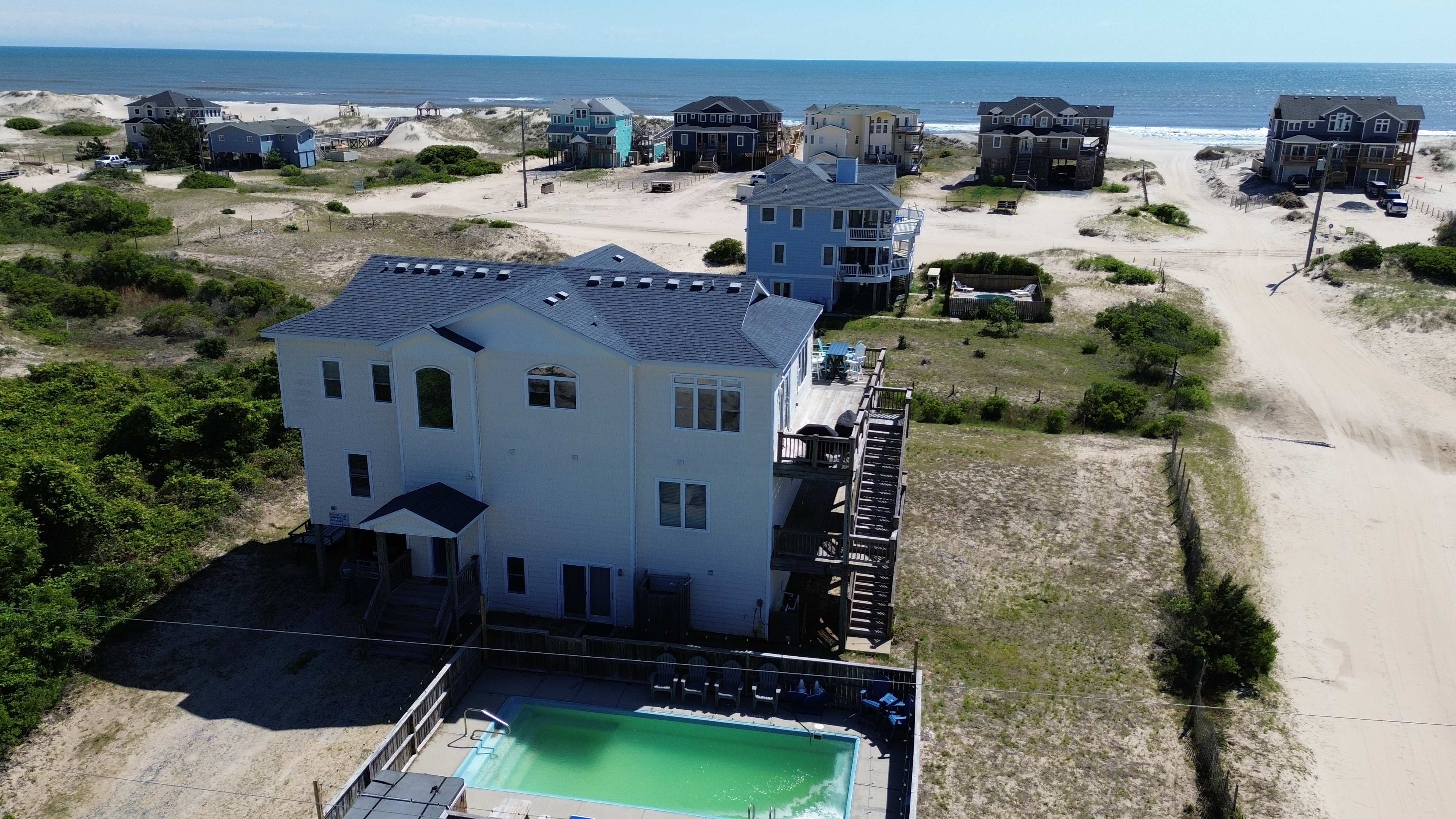 Bikinis and Bellinis | Photo 3