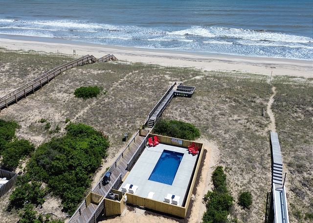 Paradise at Blue Fin 4