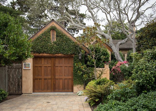 CAMELLIA COTTAGE