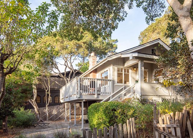 SUNSHINE COTTAGE