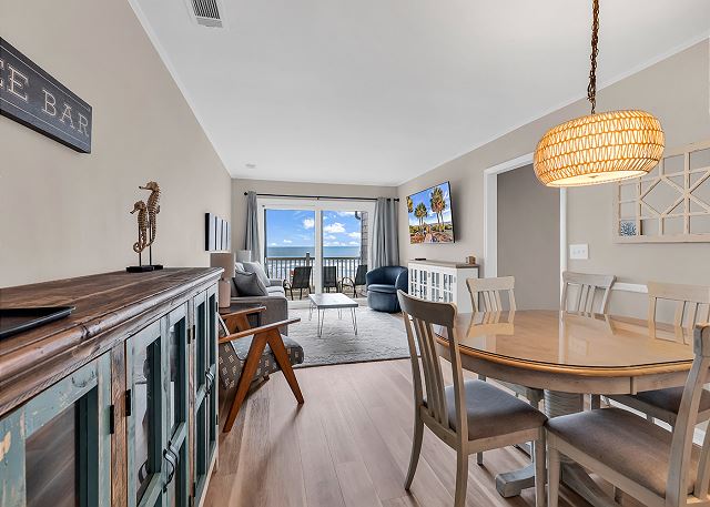 Newly Renovated Oceanfront 3BR | Top Floor 6