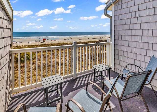 Newly Renovated Oceanfront 3BR | Top Floor 4