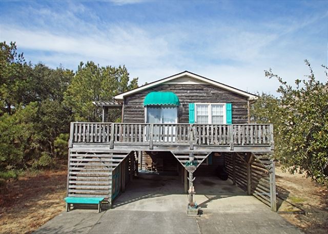 KDH204- EARLY'S BEACH BOX -