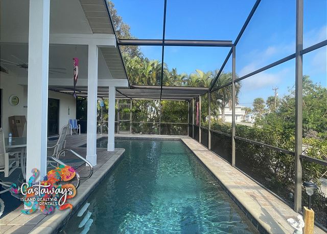 Pet and Pool 3724 Bayveiw Ave