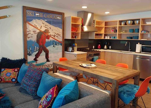 Chic Chalet at Snoqualmie Pass